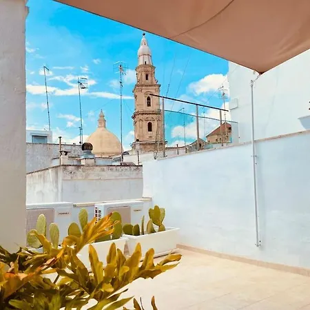Semesterbostad Torre Dalu' - A Due Passi Dalla Di Porta Vecchia, Con Terrazzo Privato E Netflix