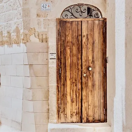 Torre Dalu' - A Due Passi Dalla Di Porta Vecchia, Con Terrazzo Privato E Netflix *